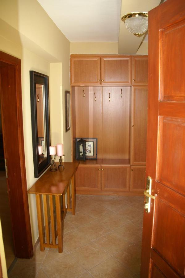 Tito'S Place Ohrid Bagian luar foto